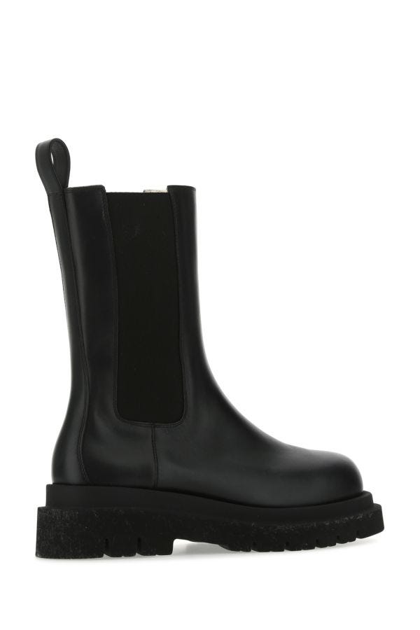 BOTTEGA VENETA | Black leather Lug ankle boots