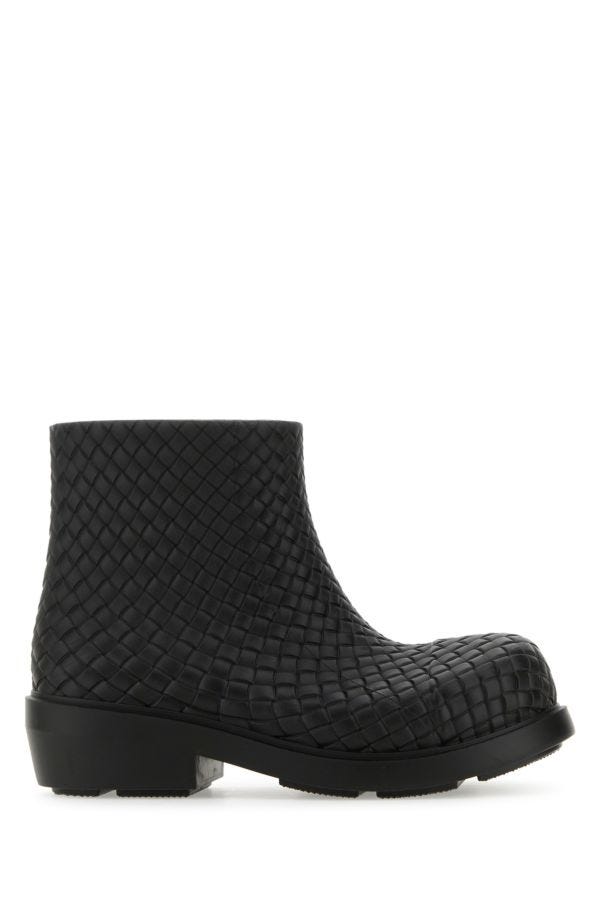 BOTTEGA VENETA | Black rubber Fireman ankle boots