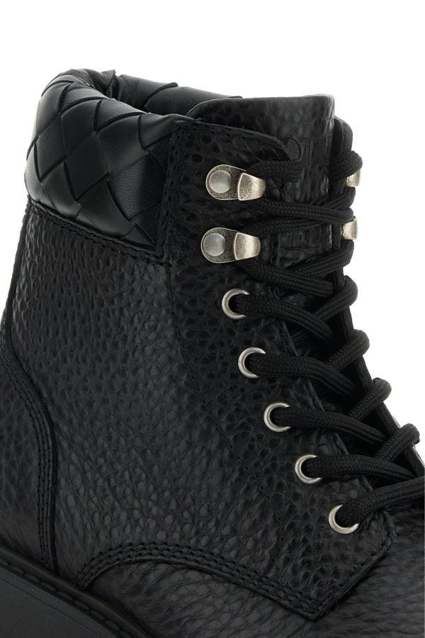 BOTTEGA VENETA | Black leather Haddock ankle boots