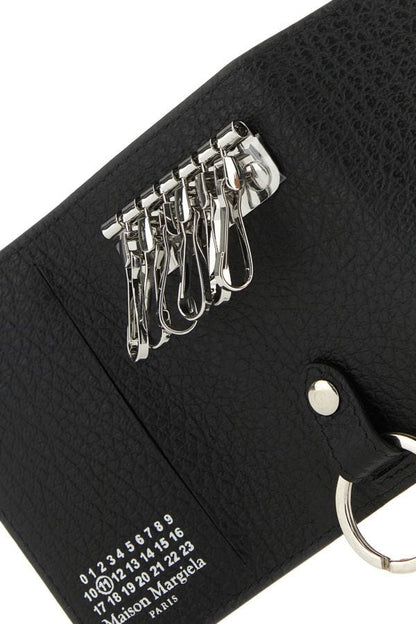 MAISON MARGIELA | Black leather Four Stitches keyring case