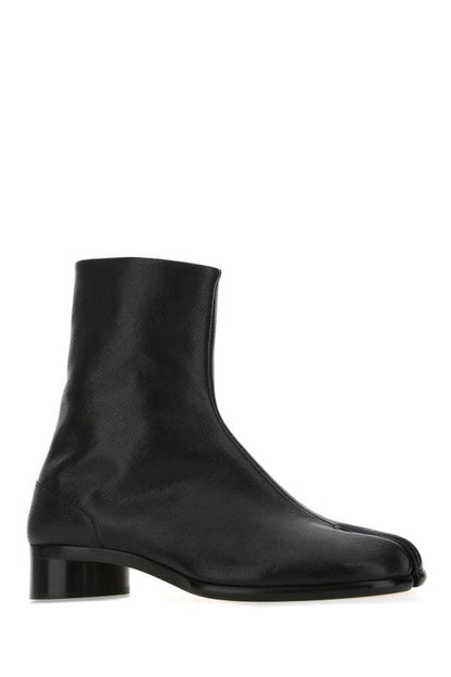 MAISON MARGIELA | Black leather Tabi ankle boots