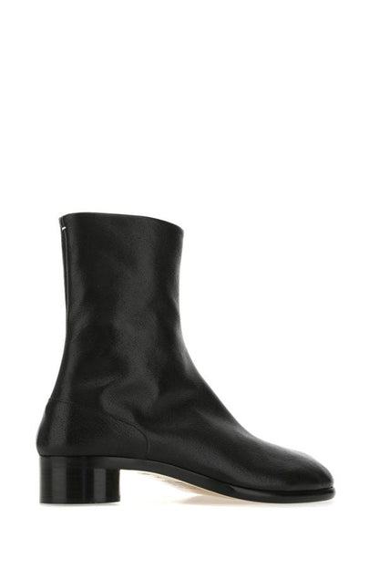 MAISON MARGIELA | Black leather Tabi ankle boots