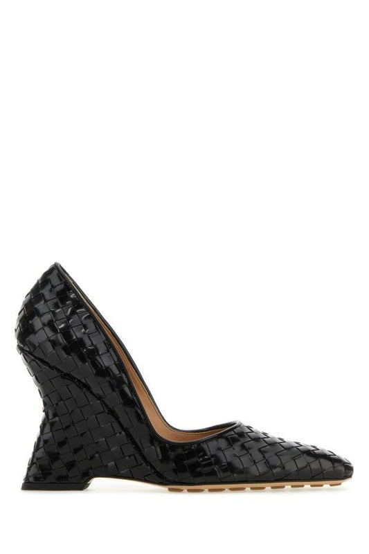 BOTTEGA VENETA | Black leather Comet pumps
