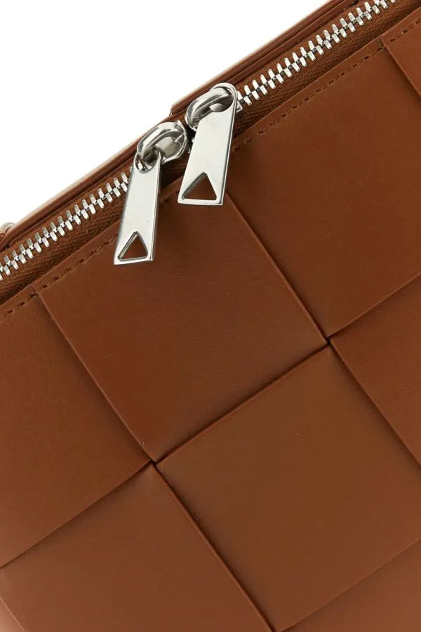 BOTTEGA VENETA | ライトブラウン レザー カセット カメラ クロスボディ バッグ