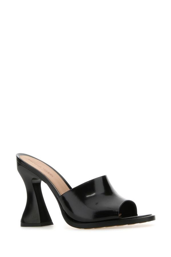 BOTTEGA VENETA | Black leather Cha-Cha mules