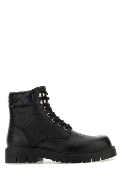 BOTTEGA VENETA | Black leather Haddock ankle boots